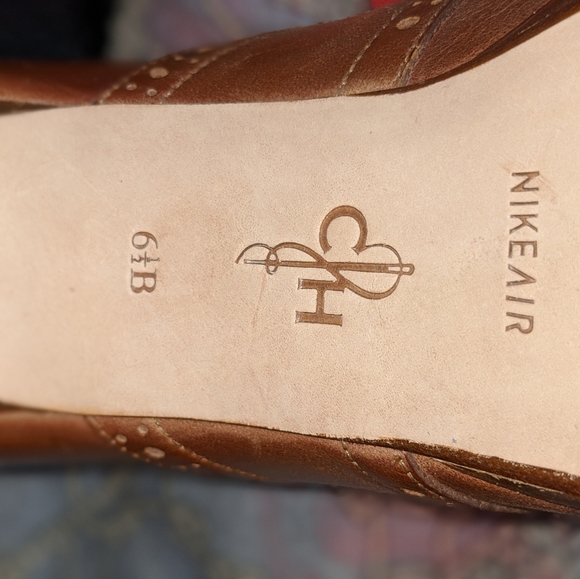 Heels on heels on heels - Picture 6 of 13